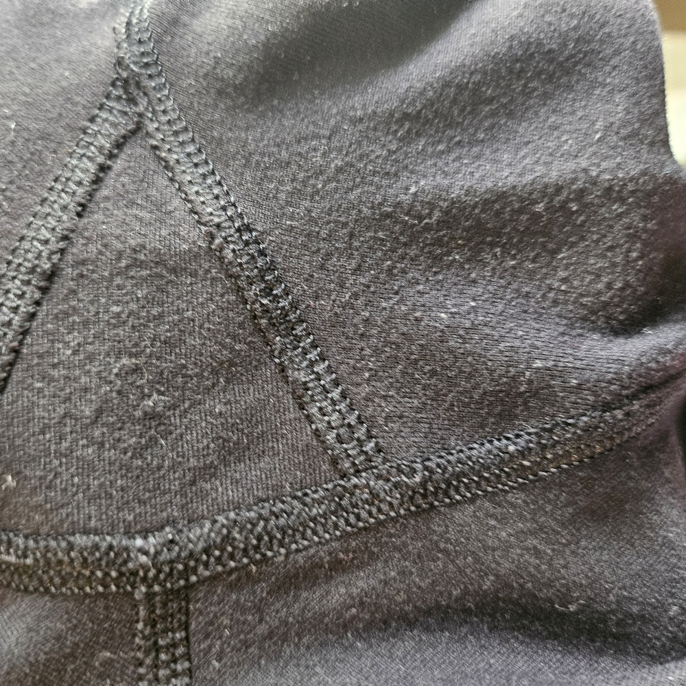 💜 Lululemon sz6 Wunder Under Crop 21" in black - Picture 9 of 10